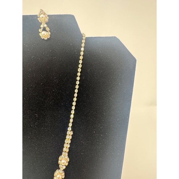 Fashion By Michaelangelo Silver Tone Rhinestone Drop Earrings And Necklace - Picture 7 of 9